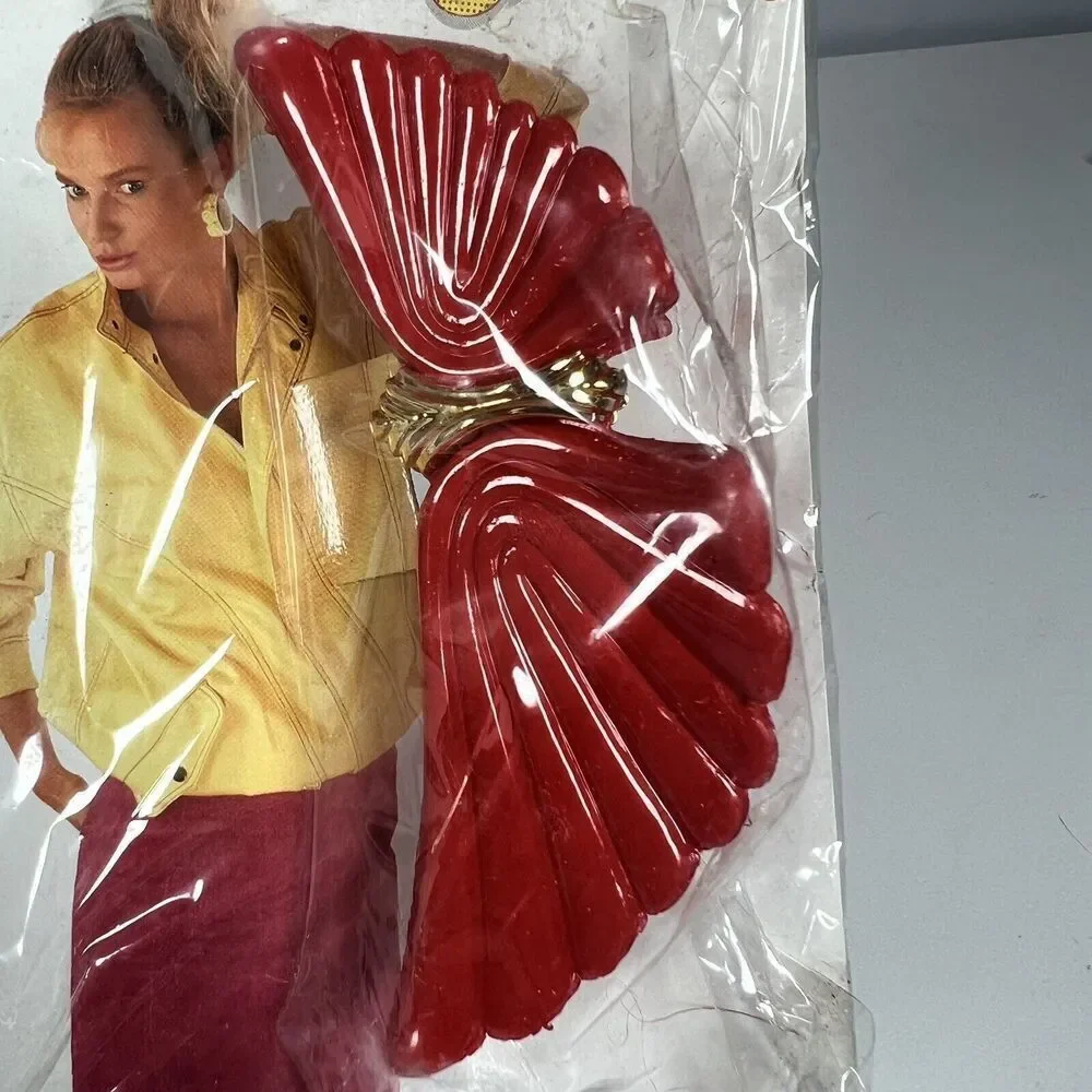 Vintage Top Star Red And Gold Butterfly Clip 1989 Retro 80's Touch Of Gold NOS